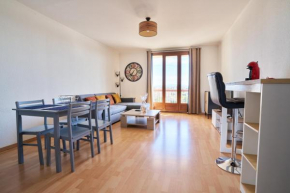 Appartement Cosy proche Gare TGV et Centre ville.
